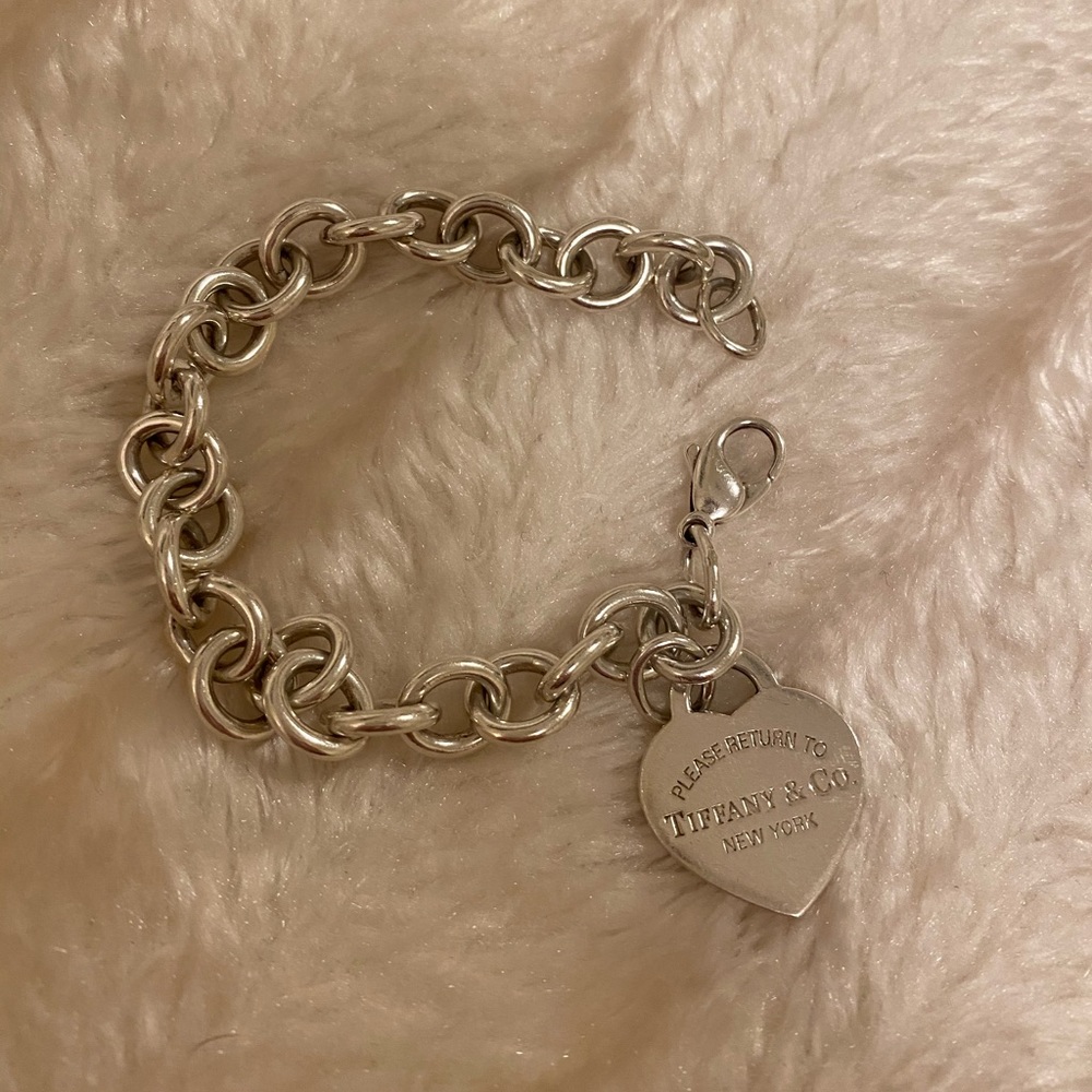 ***SOLD*** Tiffany & Co Heart Tag Charm bracelet